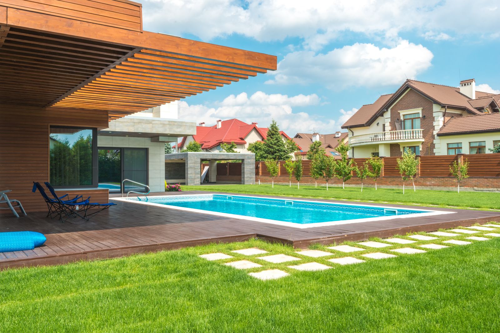 Contemporary Pool Renovation – Baton Rouge